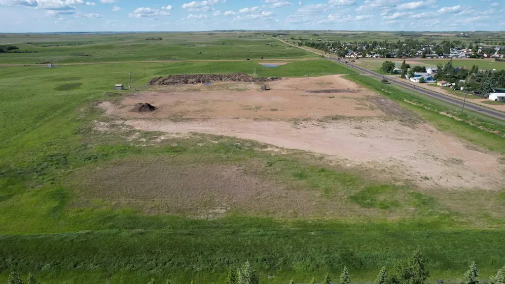 605 Palliser Trail Hanna AB T0J1P0
