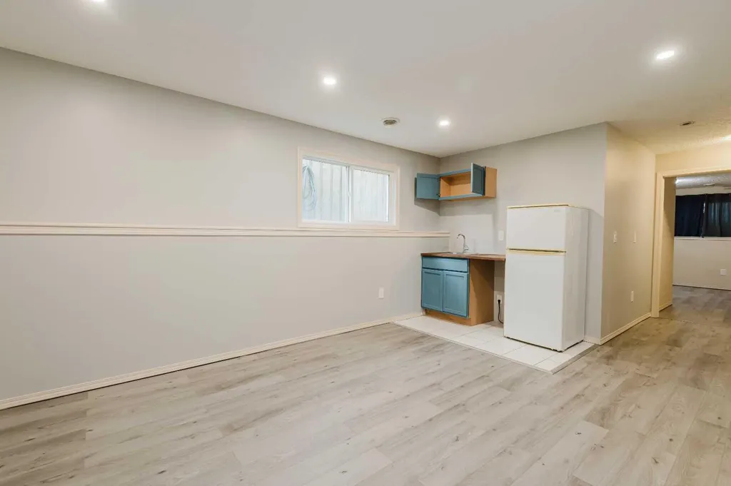 8610- 102a Avenue Grande Prairie AB T8X0B5