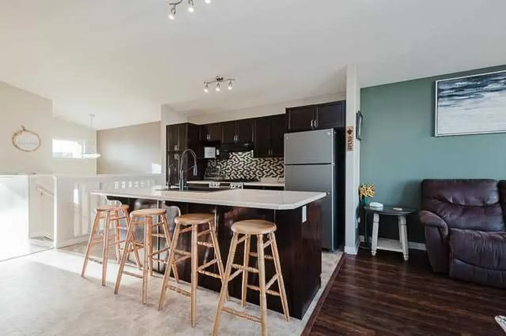 8610- 102a Avenue Grande Prairie AB T8X0B5