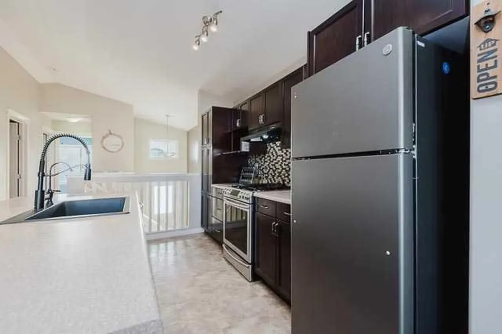 8610- 102a Avenue Grande Prairie AB T8X0B5