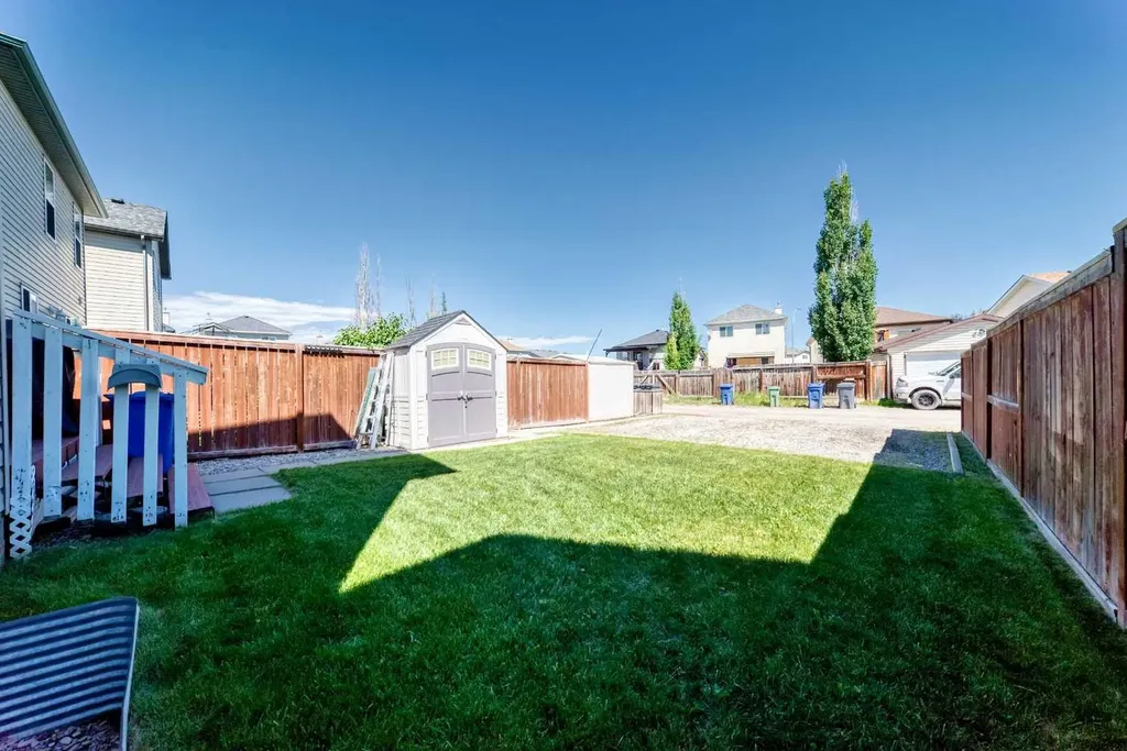 6 Cimarron Grove Way Okotoks AB T1S 2H1