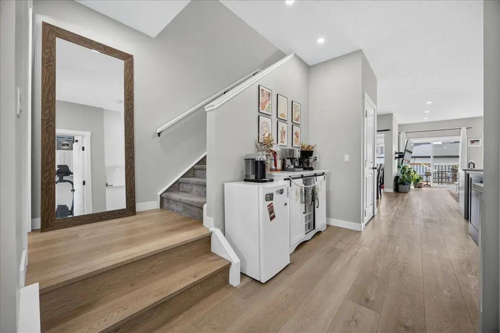 4620 81 Street NW Calgary AB T3B2P6