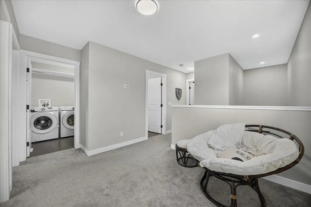 4620 81 Street NW Calgary AB T3B2P6