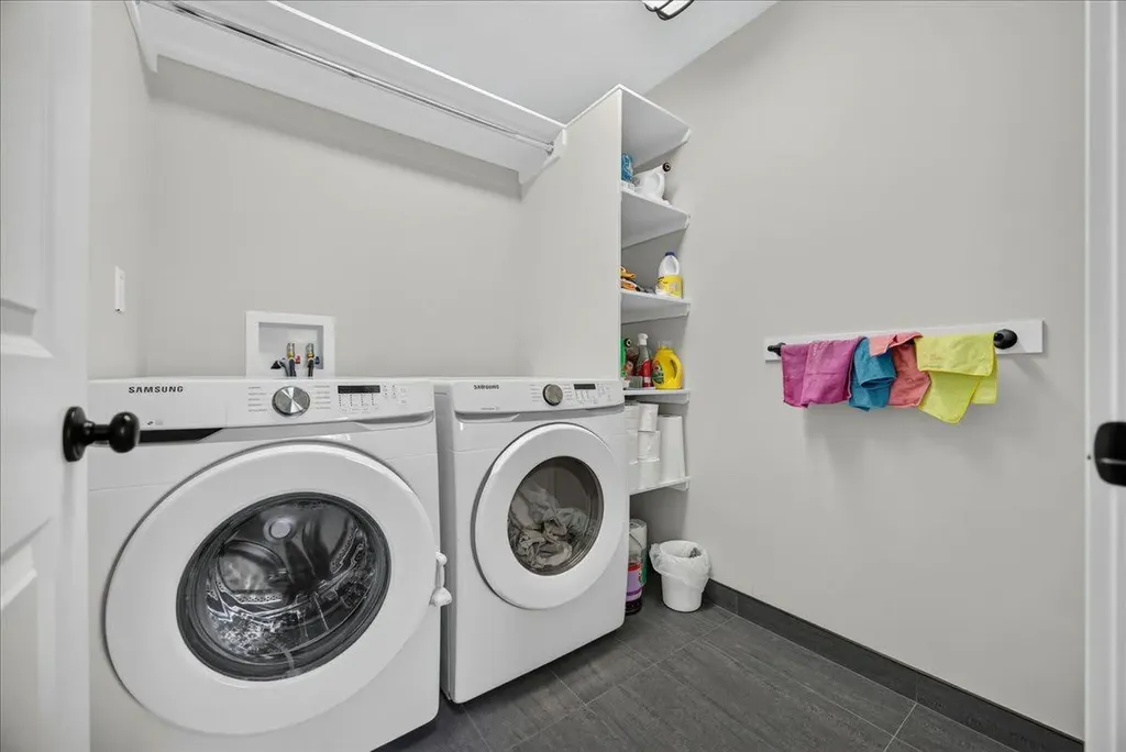 4620 81 Street NW Calgary AB T3B2P6