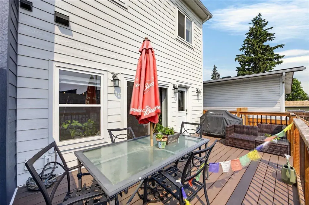 4620 81 Street NW Calgary AB T3B2P6