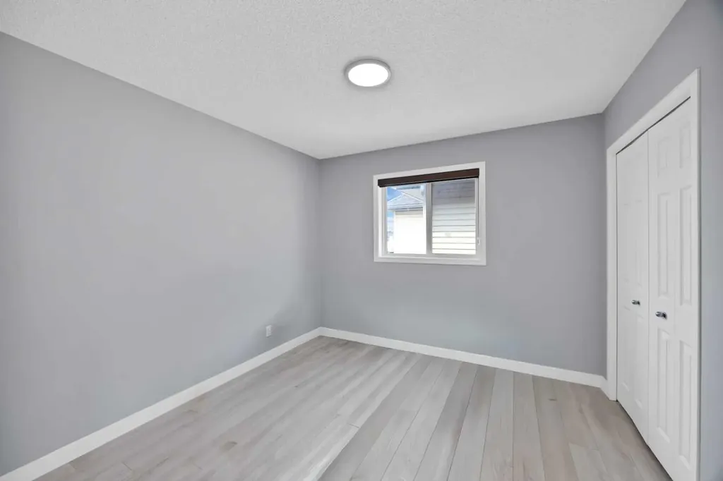 283 Taralake Landing NE Calgary AB T3J0E9