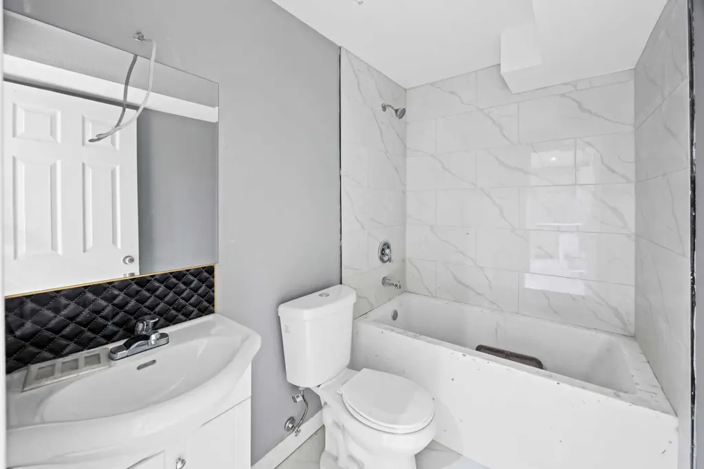 283 Taralake Landing NE Calgary AB T3J0E9