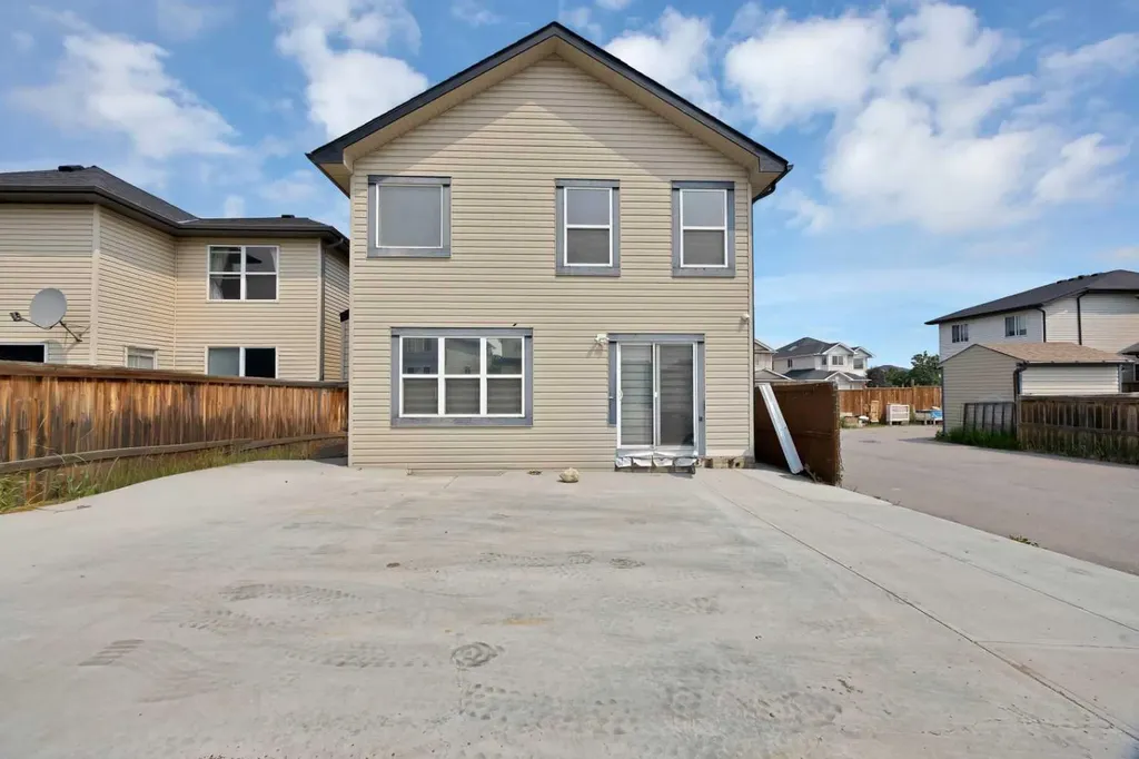 283 Taralake Landing NE Calgary AB T3J0E9