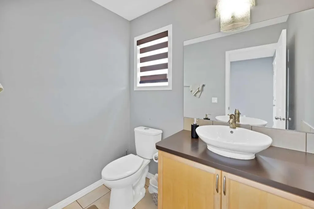 283 Taralake Landing NE Calgary AB T3J0E9