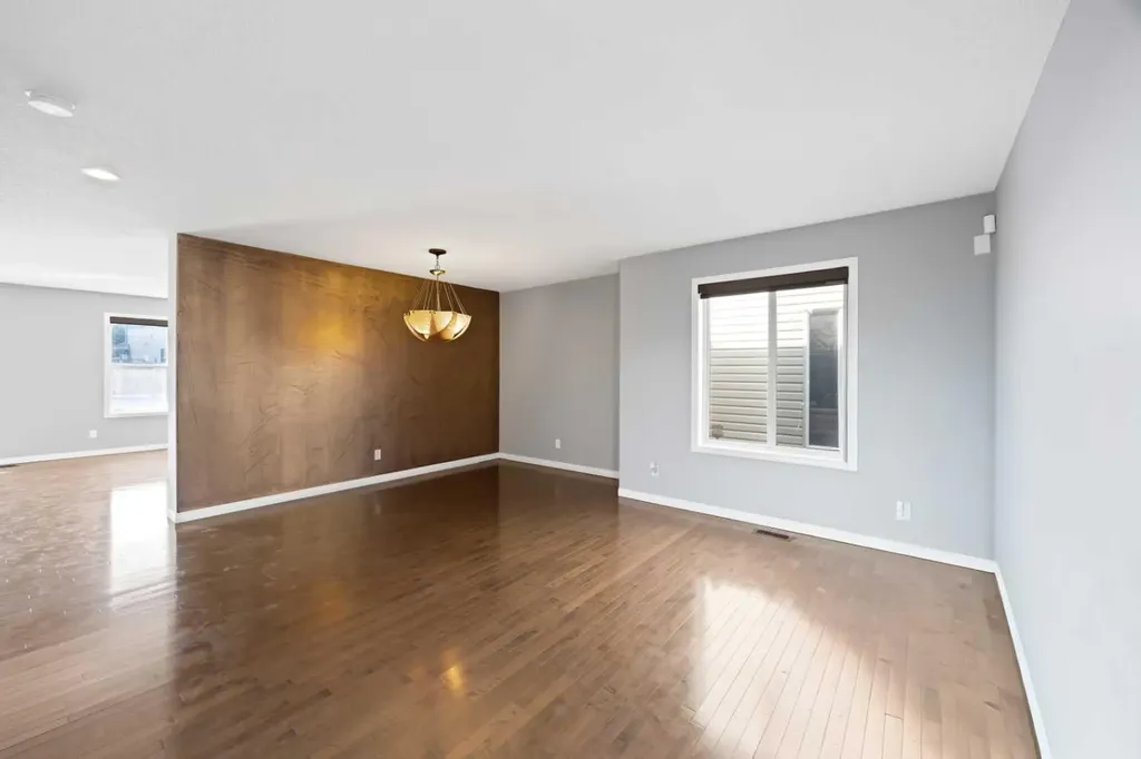 283 Taralake Landing NE Calgary AB T3J0E9
