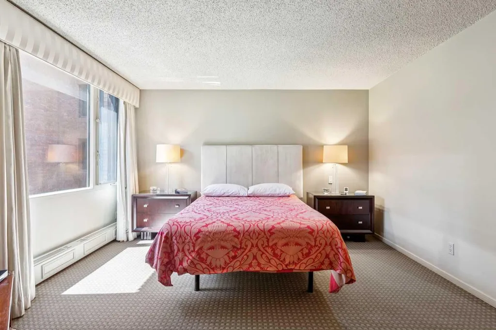 500 Eau Claire Avenue SW Calgary AB T2P 3R8