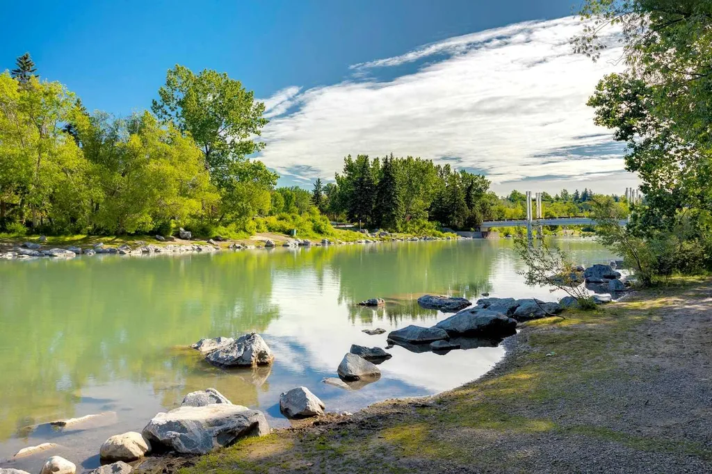 500 Eau Claire Avenue SW Calgary AB T2P 3R8