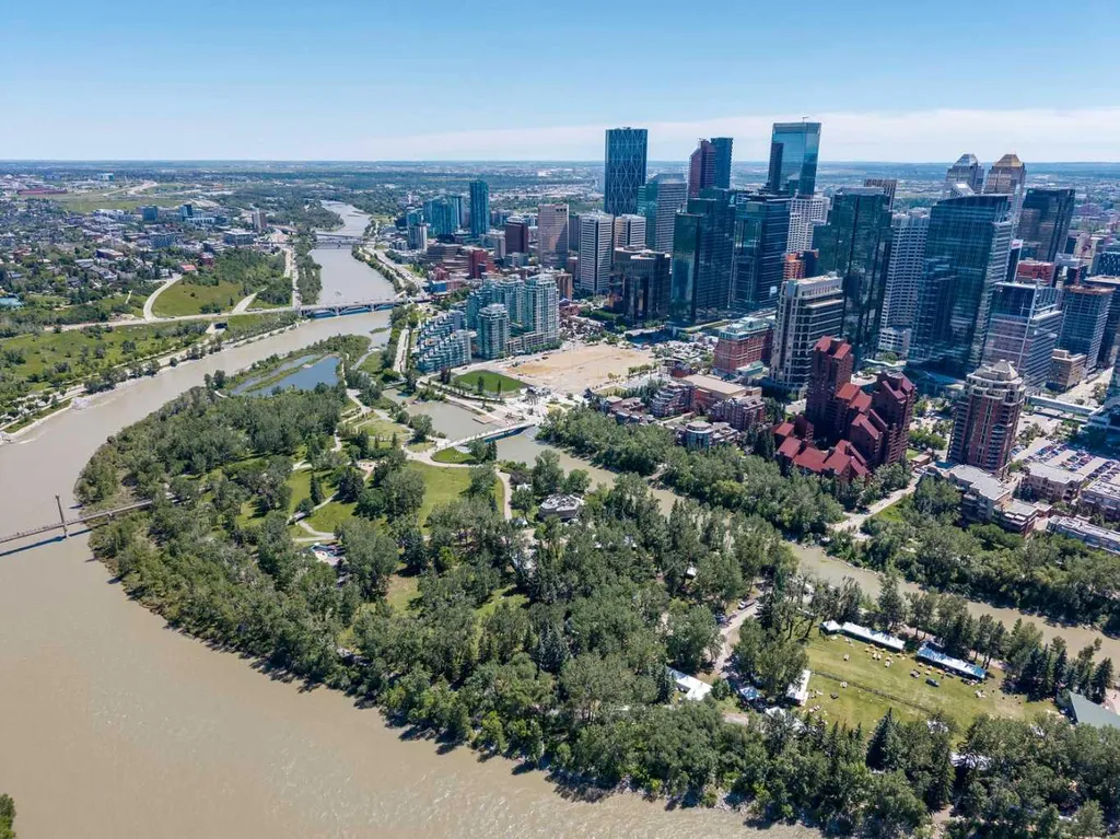 500 Eau Claire Avenue SW Calgary AB T2P 3R8