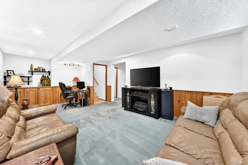 64 Cornett Drive Red Deer AB T4P 2G7