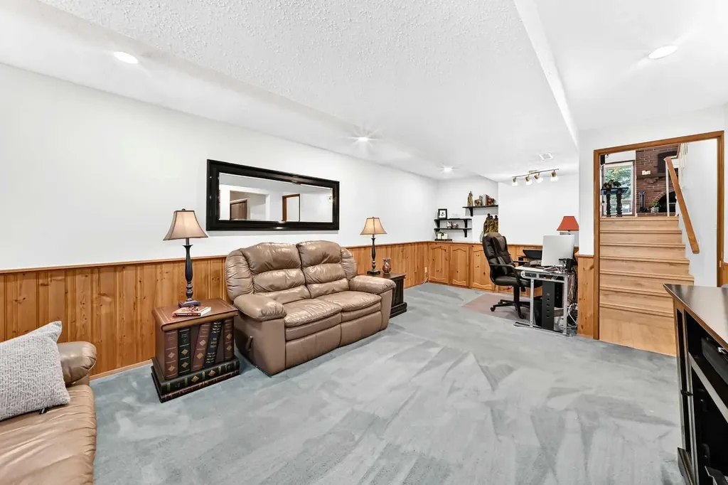 64 Cornett Drive Red Deer AB T4P 2G7