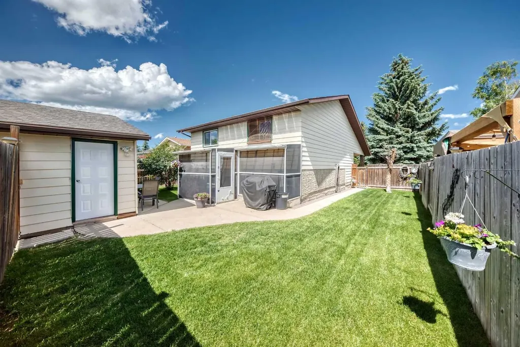 64 Cornett Drive Red Deer AB T4P 2G7