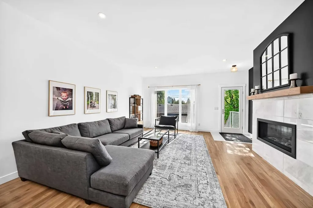 1416 43 Street SW Calgary AB T3C 2A2