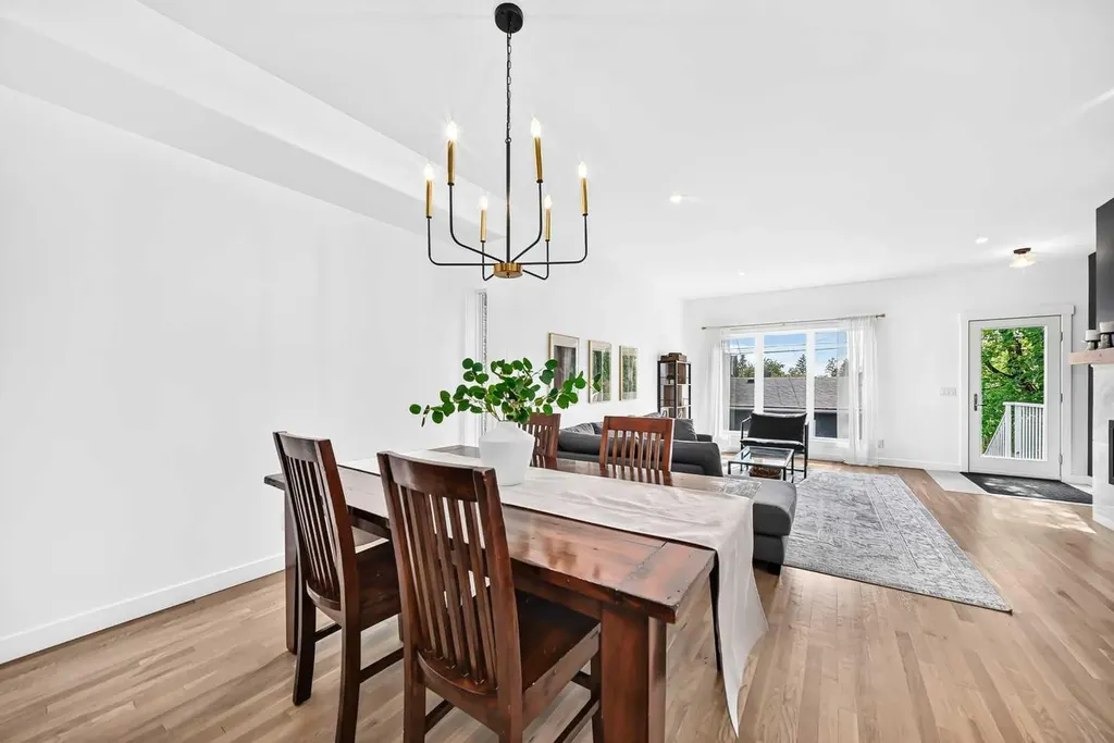 1416 43 Street SW Calgary AB T3C 2A2
