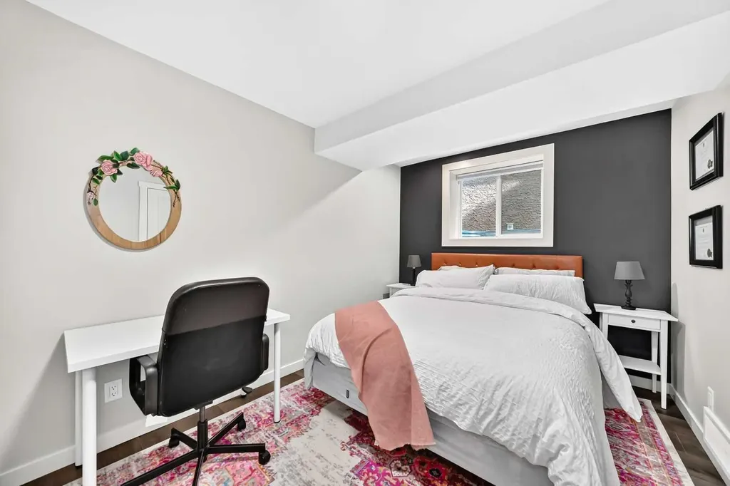 1416 43 Street SW Calgary AB T3C 2A2