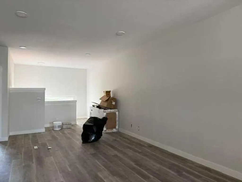 10 Memorial Parkway Rural Red Deer County AB T4E3B7