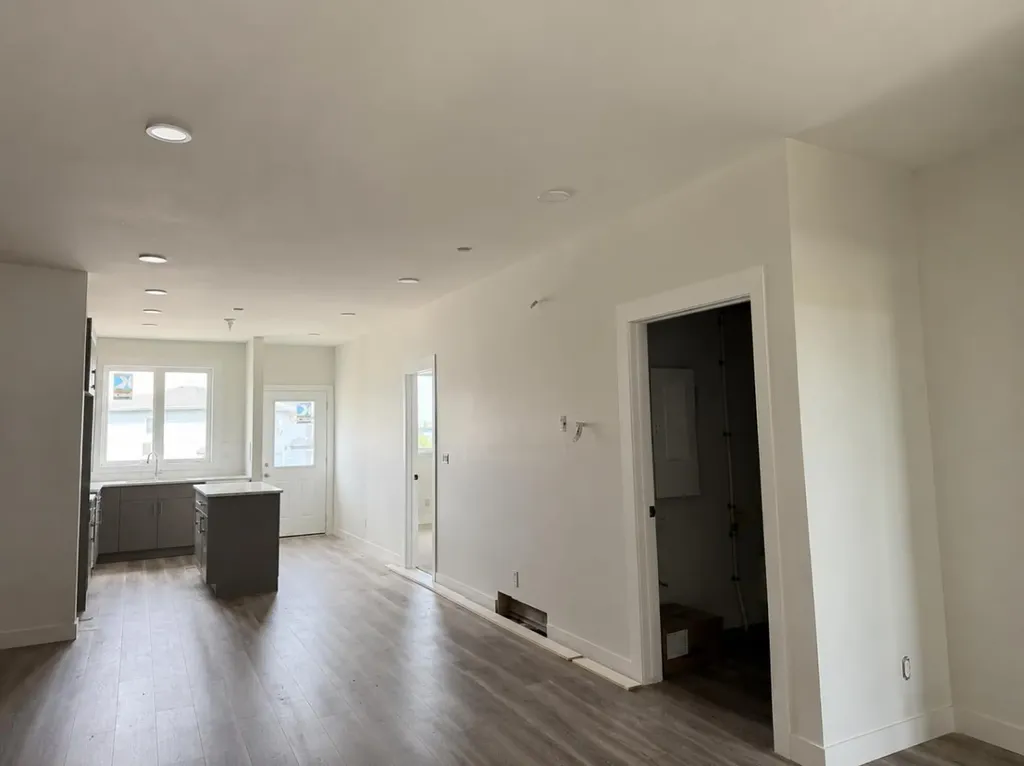 10 Memorial Parkway Rural Red Deer County AB T4E3B7