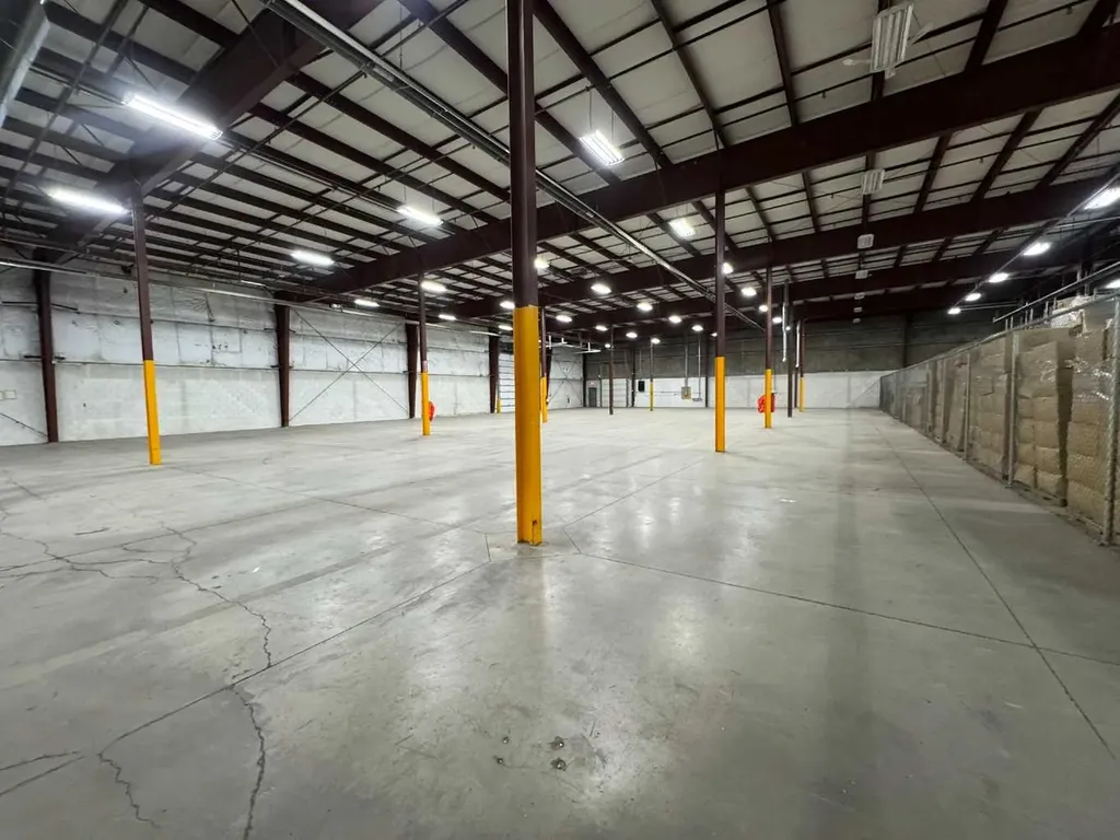 3344 54 Avenue SE Calgary AB T2C 0A8