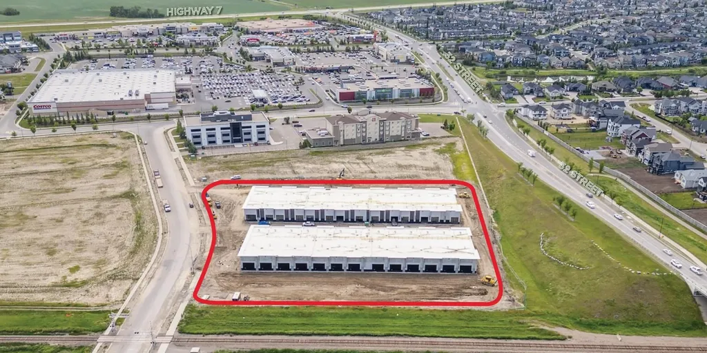 9 Southbank Crescent Okotoks AB T1S 5S8