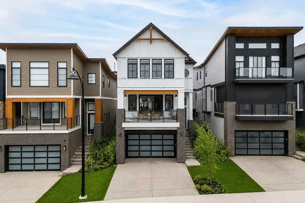 80 Timberline Way SW Calgary AB T3H 6C8