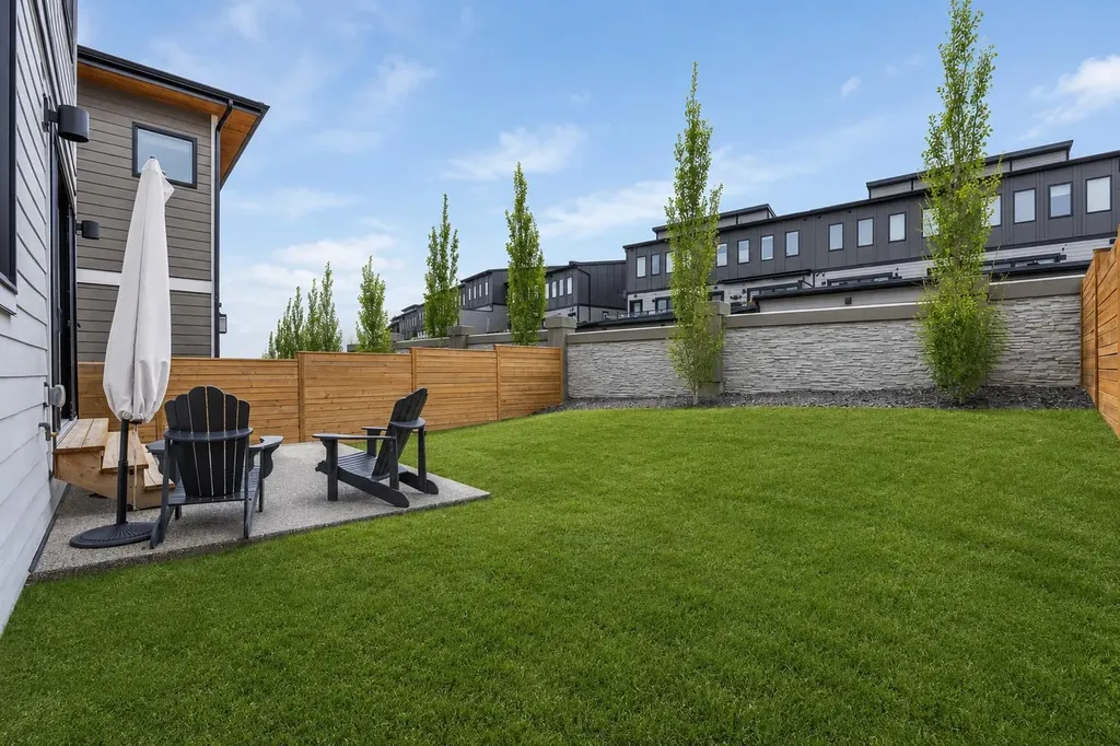 80 Timberline Way SW Calgary AB T3H 6C8