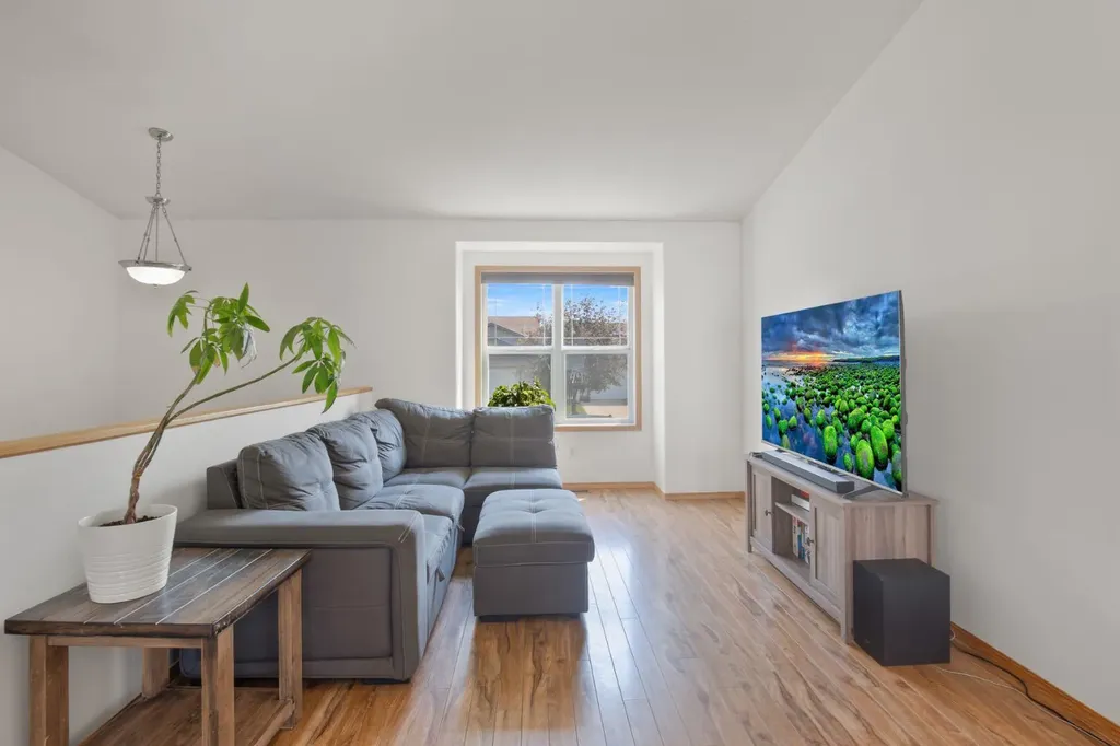 32 Kendrew Drive Red Deer AB T4P 3V2
