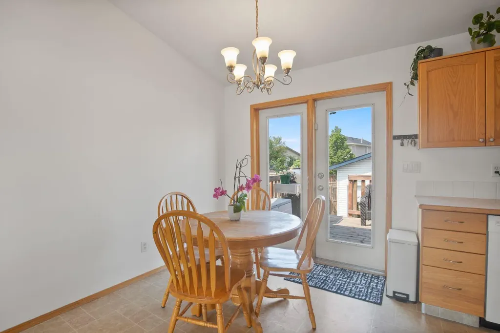 32 Kendrew Drive Red Deer AB T4P 3V2