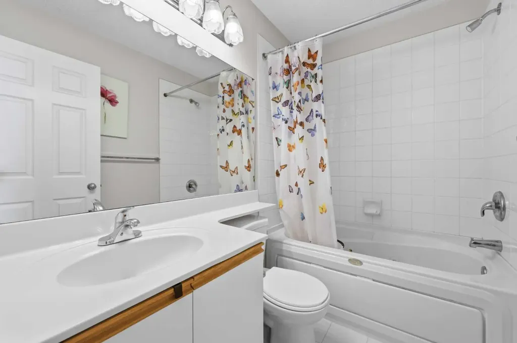 269 Tarington Close NE Calgary AB T3J3Z2