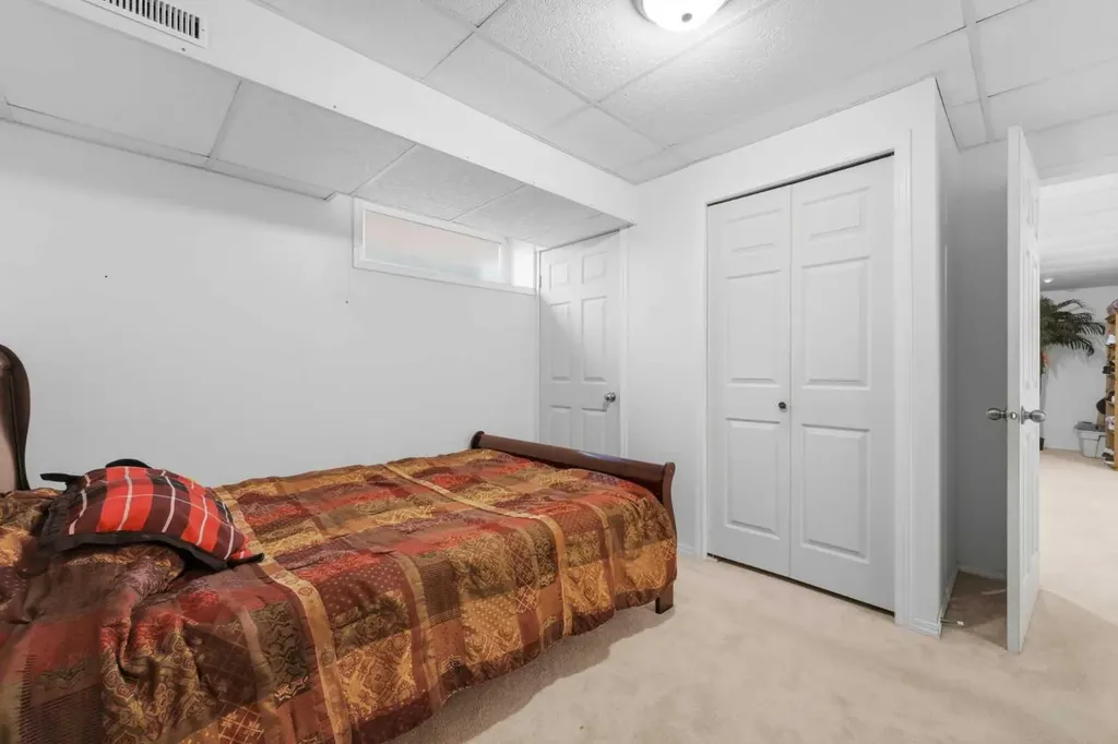269 Tarington Close NE Calgary AB T3J3Z2