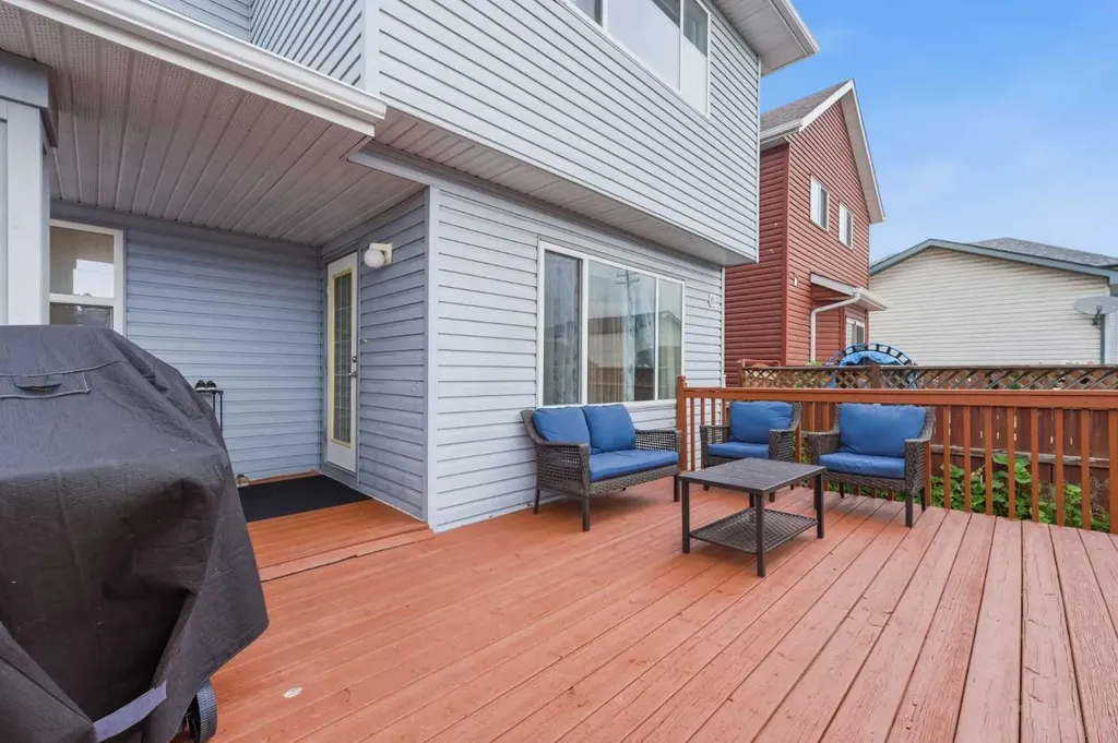 269 Tarington Close NE Calgary AB T3J3Z2
