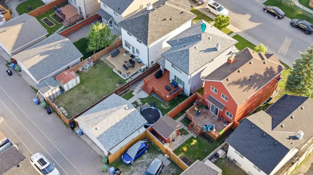 269 Tarington Close NE Calgary AB T3J3Z2