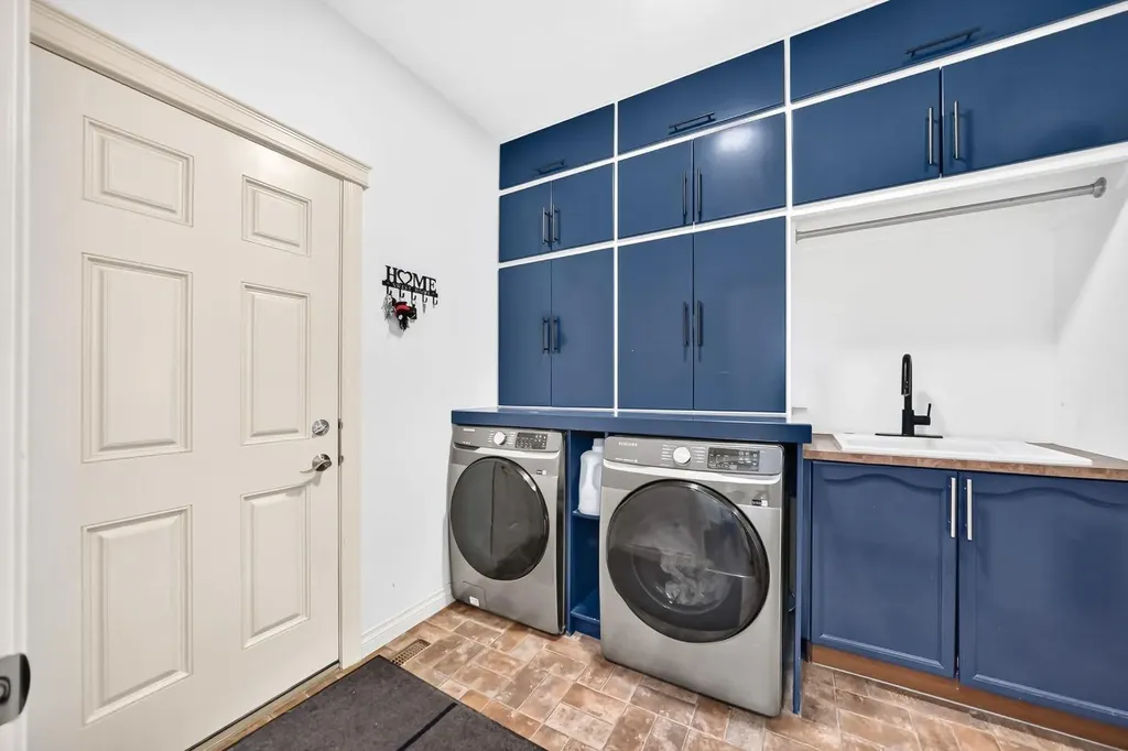 188 Magenta Crescent Chestermere AB T1X 1C7