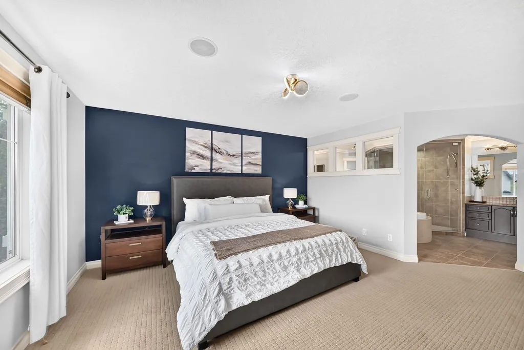 188 Magenta Crescent Chestermere AB T1X 1C7