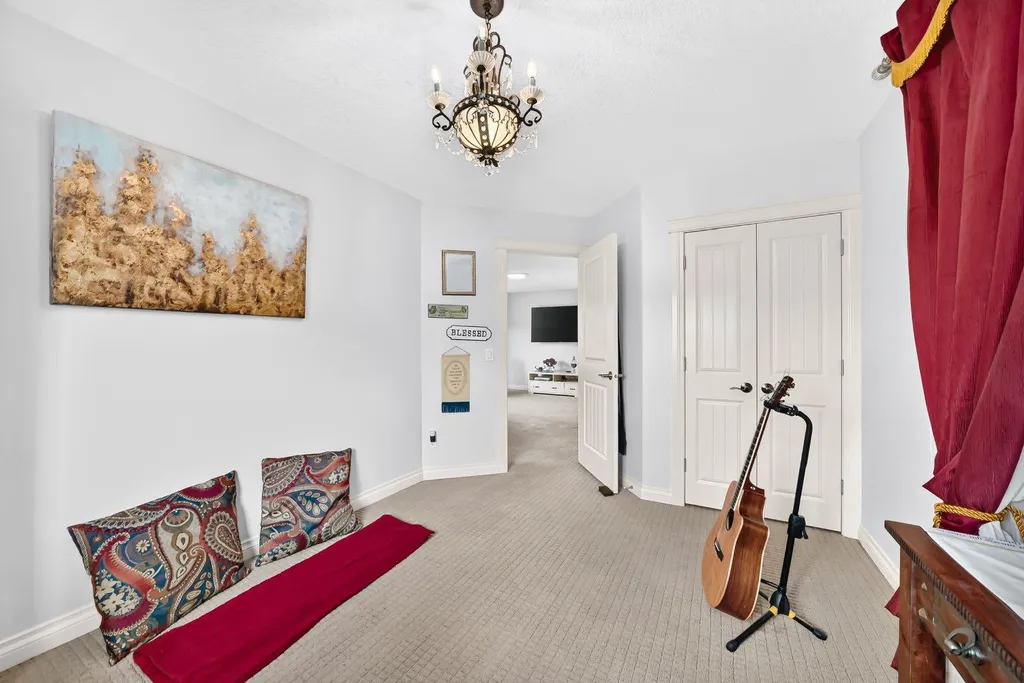188 Magenta Crescent Chestermere AB T1X 1C7