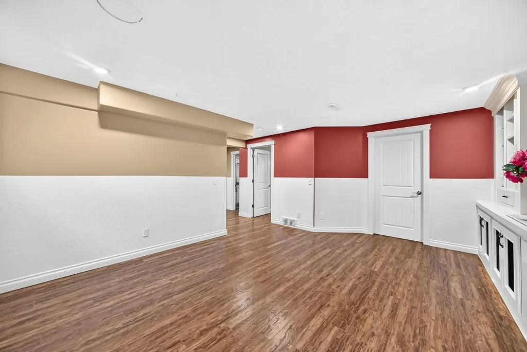 188 Magenta Crescent Chestermere AB T1X 1C7
