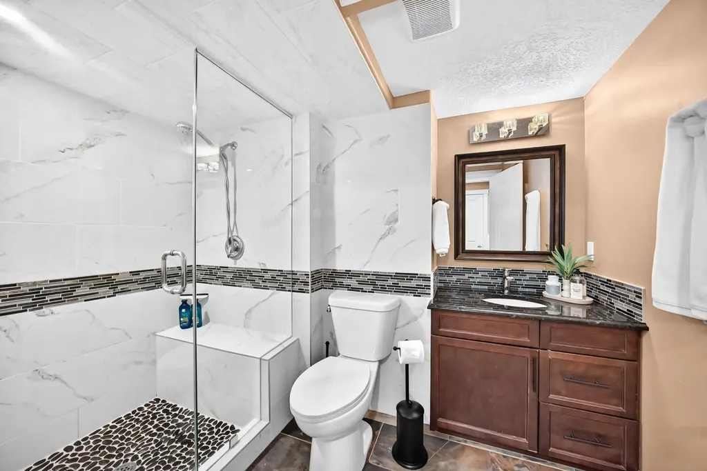 188 Magenta Crescent Chestermere AB T1X 1C7