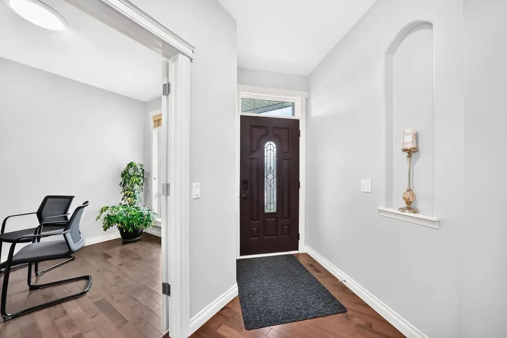 188 Magenta Crescent Chestermere AB T1X 1C7