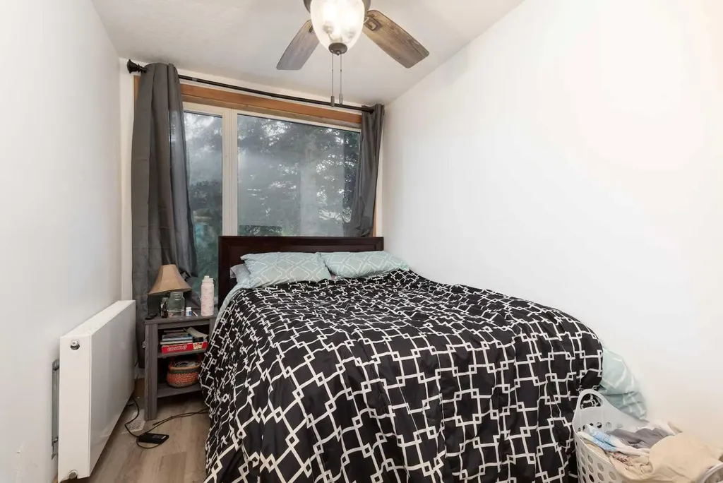 11333 20 Avenue Blairmore AB T0K0E0