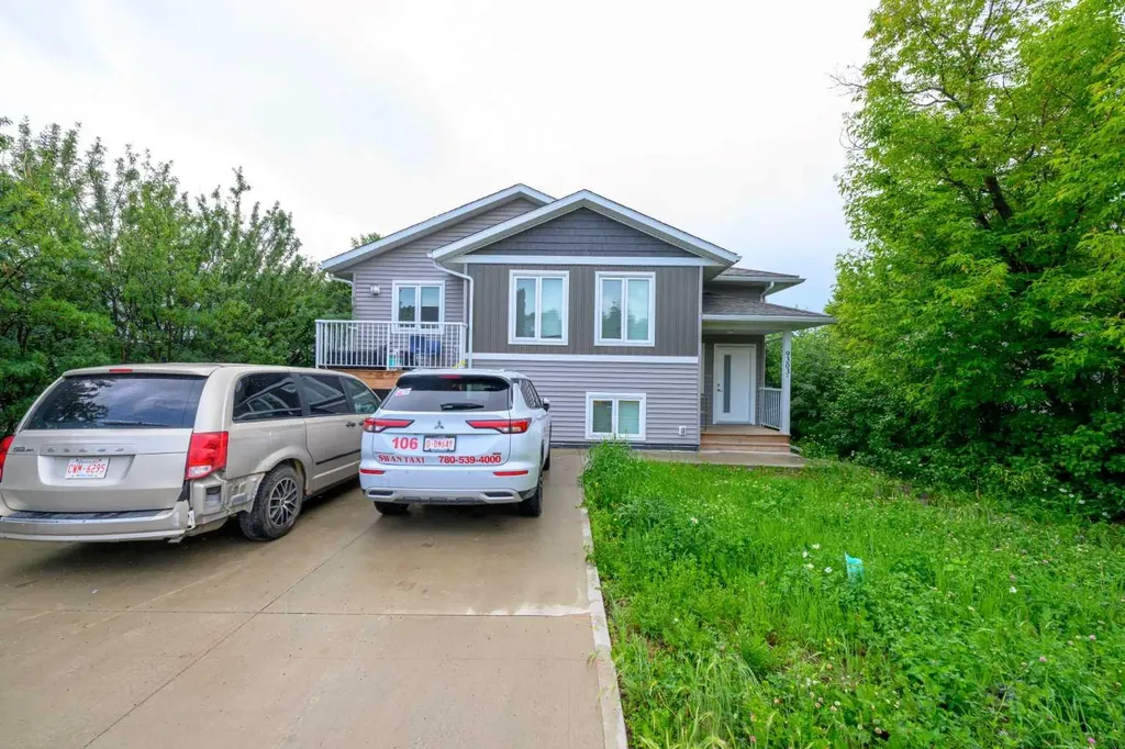 9303 107 Avenue Grande Prairie AB T8V 1K5