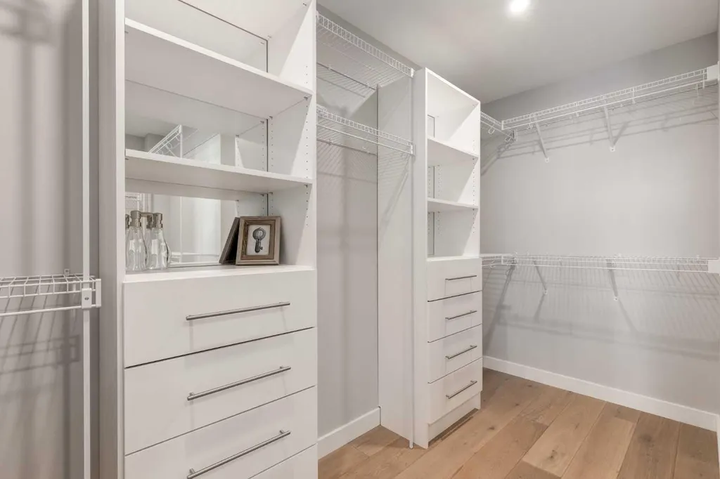 40 Timberline Way SW Calgary AB T3H0W3