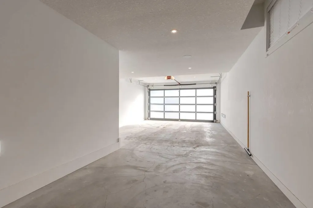 40 Timberline Way SW Calgary AB T3H0W3