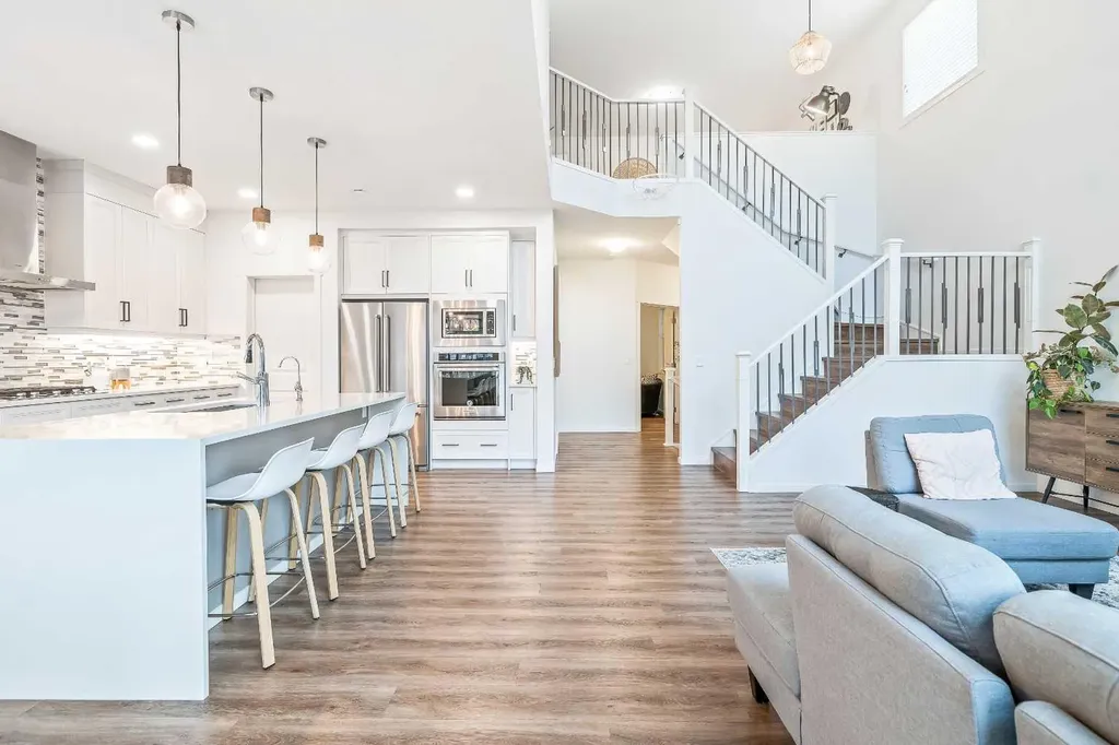 15 Tuscany Ridge Manor NW Calgary AB T3L 0E4