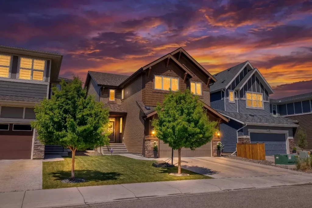 15 Tuscany Ridge Manor NW Calgary AB T3L 0E4