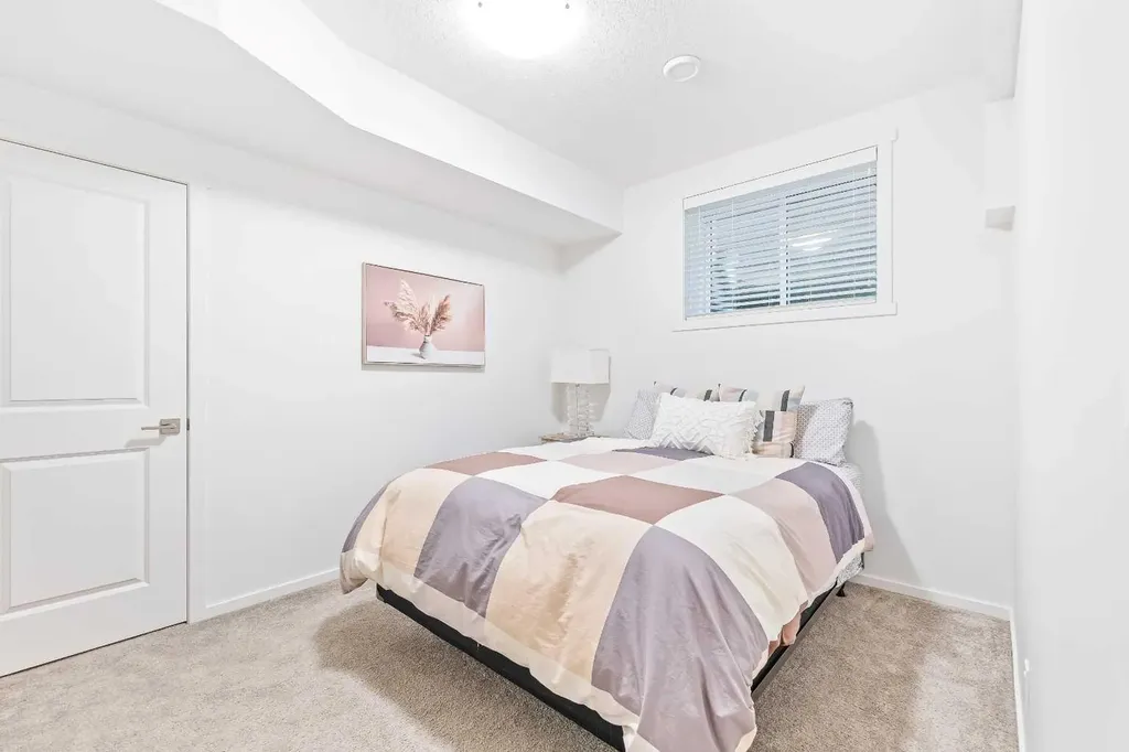 15 Tuscany Ridge Manor NW Calgary AB T3L 0E4