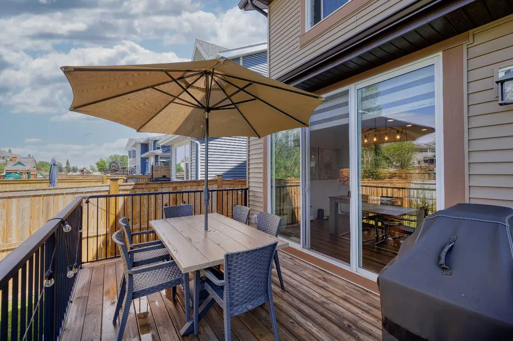 15 Tuscany Ridge Manor NW Calgary AB T3L 0E4