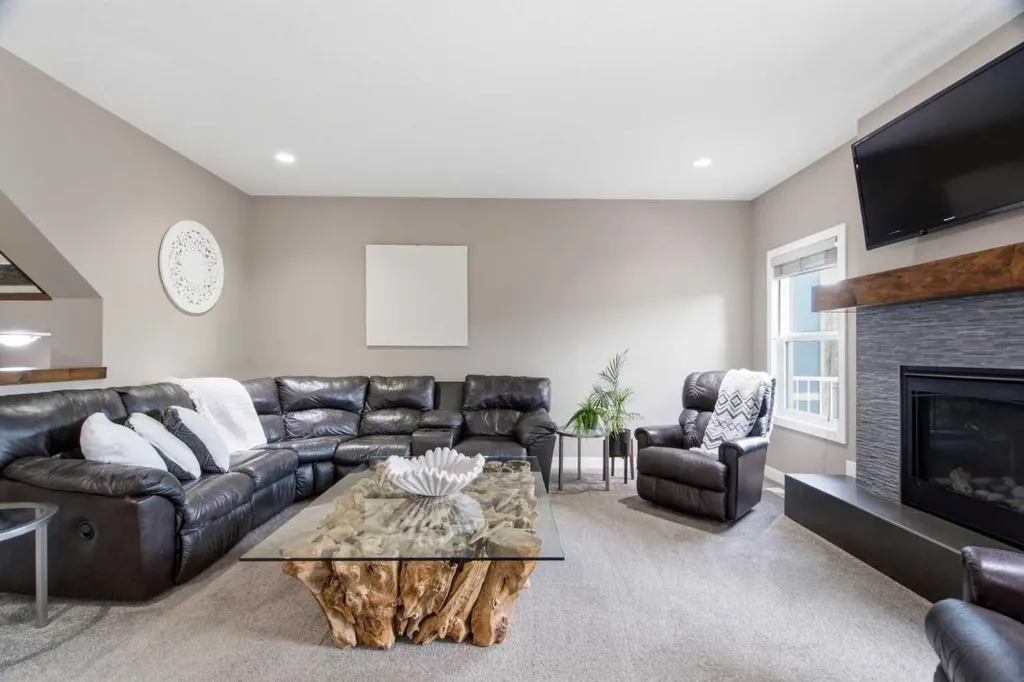 300 Aspenmere Way Chestermere AB T1X 0Y2